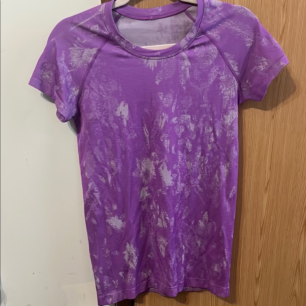 Lululemon Gray & Purple Women's Top size 8
